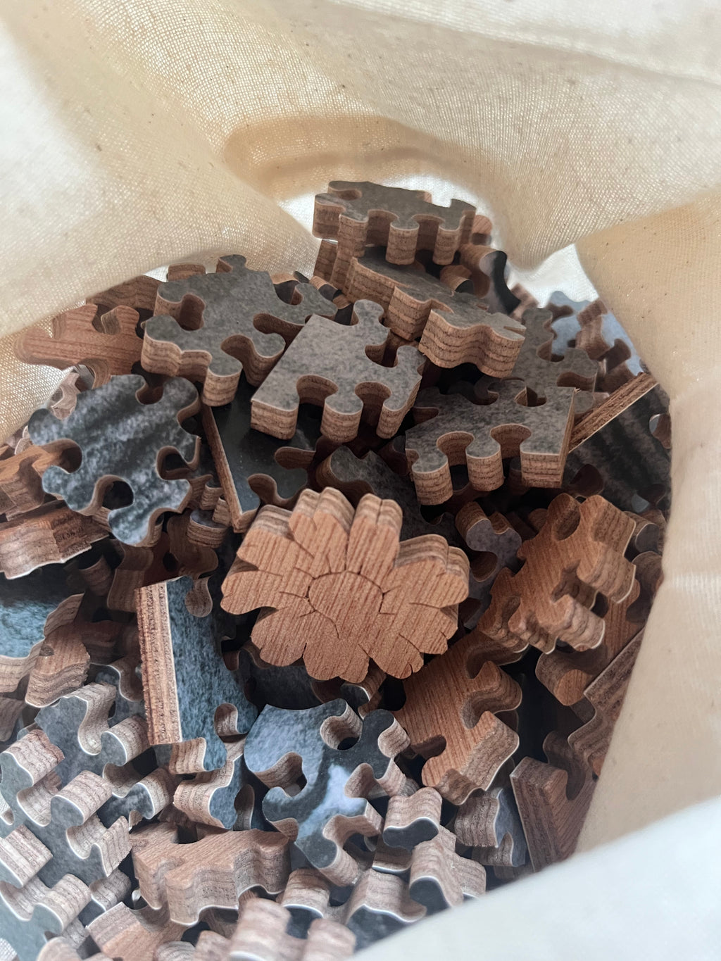 Rent: Highland Cow Wooden Puzzle